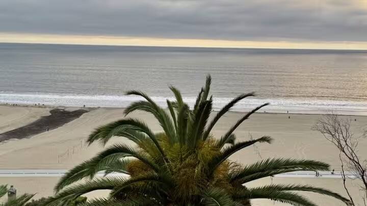 પ્રશાંત મહાસાગર અને હિંદ મહાસાગરમાં સ્થિત ટાપુ દેશોને પણ વિશ્વ યુદ્ધ દરમિયાન સલામત સ્થળો માનવામાં આવે છે. કુદરતી સંસાધનોનો અભાવ હોઈ શકે છે, પરંતુ આ વિસ્તારોમાં યુદ્ધની શક્યતા ઓછી છે.