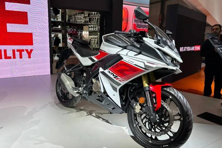 upcoming-bikes-launching-in-march-2025-TVS Apache RTX 300 Hero Karizma XMR 250 And royal-enfield Upcoming Bikes: જો તમે નવી બાઈક લેવાનું વિચારી રહ્યા હોય તો થોભી જજો, આ મહિને લોન્ચ થવા જઈ રહી છે આ 3 ધાંસુ બાઇક્સ