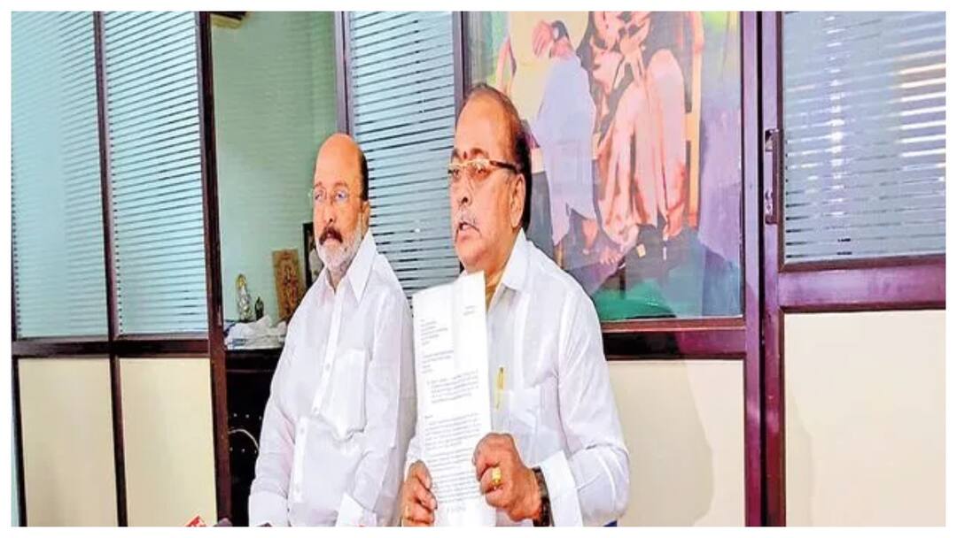 koganti satyanarayana vijay kumar accuses Peddireddy Ramachandra Reddy and his son planned to kill Karanam Rahul AP Crime News: రాహుల్​ను హత్య చేయించింది పెద్దిరెడ్డి, మిథున్​ రెడ్డే- కోగంటి, విజయ్​కుమార్​ ఆరోపణలు