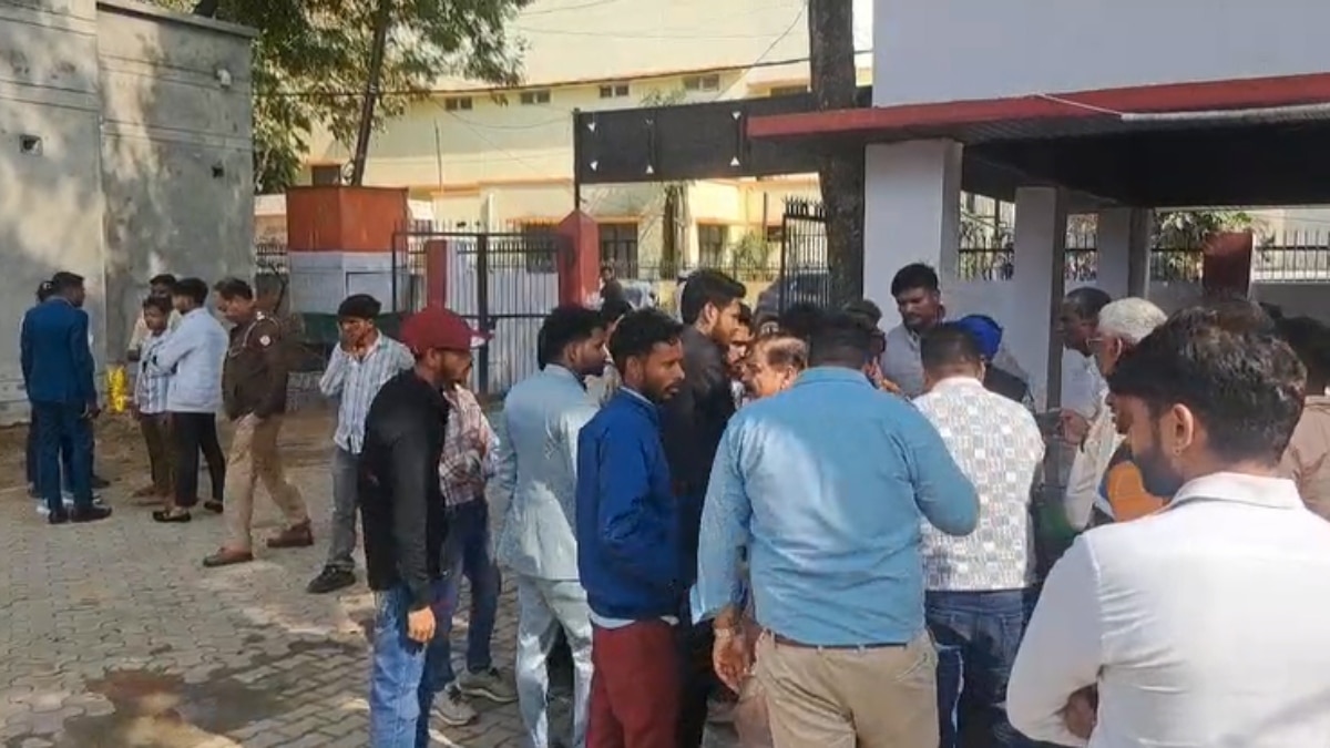 Meerut: मेरठ में दबंगों ने अनुसूचित जाति के बारातियों की पीटा, मारपीट में कई लोग घायल, पुलिस जांच में जुटी