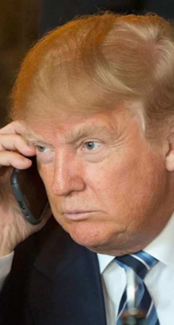 कौन-सा फोन इस्तेमाल करते हैं Donald trump, जानें क्या है खासियत?