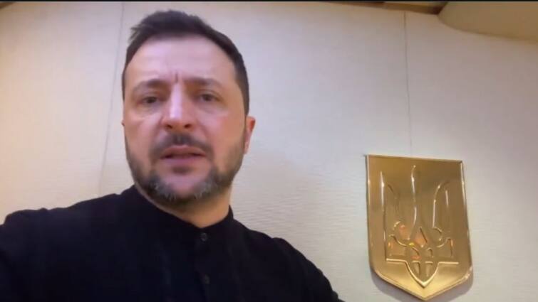 Ukraine President Zelensky Seeks Army Help from the world Against Russian Zelensky: ரஷ்யாவுக்கு செக் வைக்கனும்.! உலக நாடுகளிடம் ஆயுதத்தை கேட்கும் உக்ரைன் அதிபர் ஜெலன்ஸ்கி.!