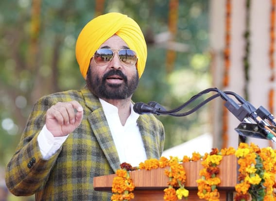 Farmer Protest: ਕਿਸਾਨ ਲੀਡਰਾਂ ਨਾਲ ਹੋਈ ਬਹਿਸ ਤੋਂ ਬਾਅਦ ਮੁੱਖ ਮੰਤਰੀ ਨੇ ਦਿੱਤੀ ਪਹਿਲੀ ਪ੍ਰਤੀਕਿਰਿਆ, ਜਾਣੋ ਕੀ ਕਿਹਾ ?