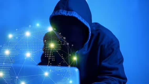  Job Fraud: সাবধান ! লিঙ্কডইনে চাকরির টোপ দিয়ে নতুন প্রতারণা, আপনার কাছে এসেছে এই ভিডিয়ো কল ?  