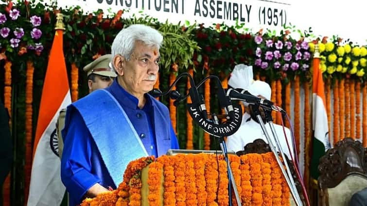 जम्मू-कश्मीर का बजट ऐतिहासिक, 7 साल में पहली बार चुनी गई सरकार द्वारा पेश किया गया: एलजी मनोज सिन्हा