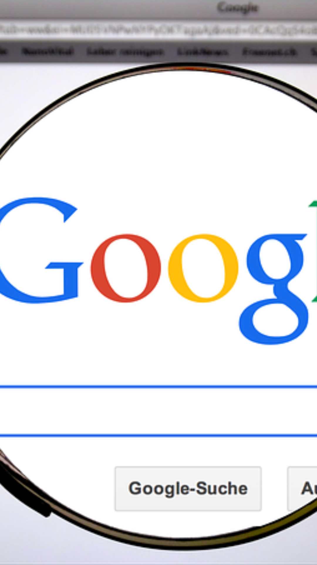 Google ने पाया कि कुछ Chrome एक्सटेंशन्स यूजर्स की प्राइवेसी और डेटा को खतरे में डाल रहे हैं. इन एक्सटेंशन्स के जरिए हैकर्स मैलवेयर इंस्टॉल कर सकते हैं और निजी डेटा चुरा सकते हैं.