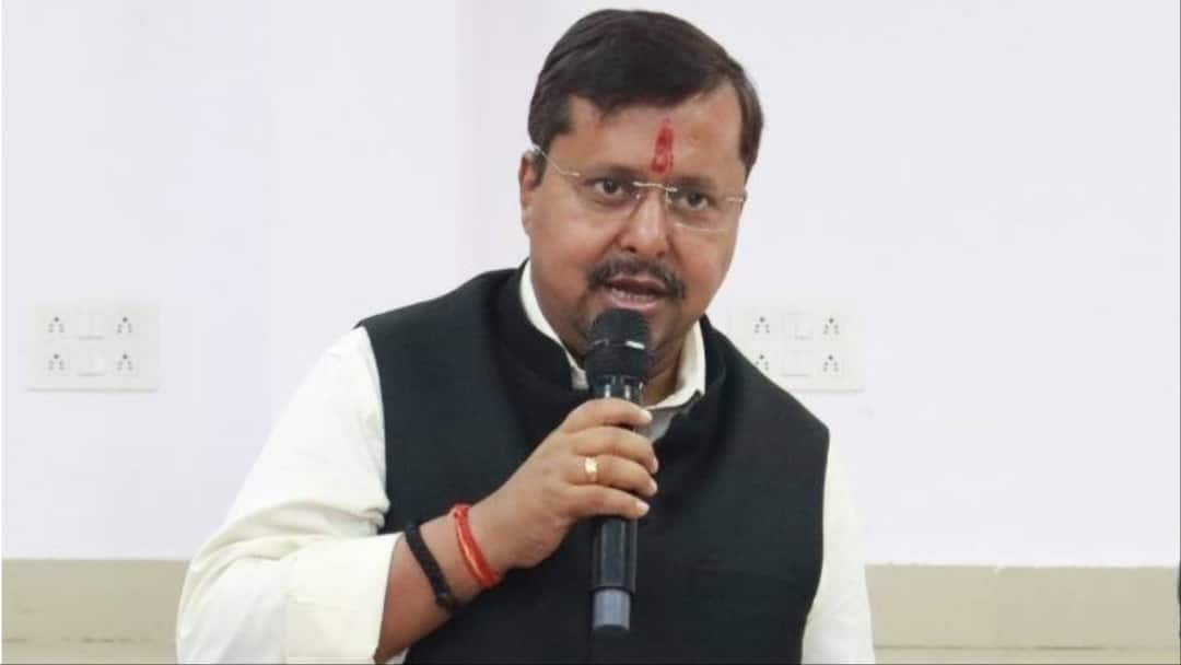 Bihar Minister Nitin Nabin targeted Rjd Leader Lalu Prasad Yadav and Tejashwi Yadav नीतीश सरकार के मंत्री नितिन नवीन का लालू-तेजस्वी पर हमला, कहा- 'आपने बिहार की देखभाल की होती तो...'