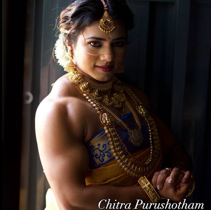 बता दें कि चित्रा की सोशल मीडिया पर भी काफी तगड़ी फैन फॉलोइंग हैं. इंस्टाग्राम पर उन्हें 135K लोग फॉलो करते हैं. यहां चित्रा अक्सर अपने वर्कआउट की तस्वीरें फैंस के साथ शेयर करती हैं.
