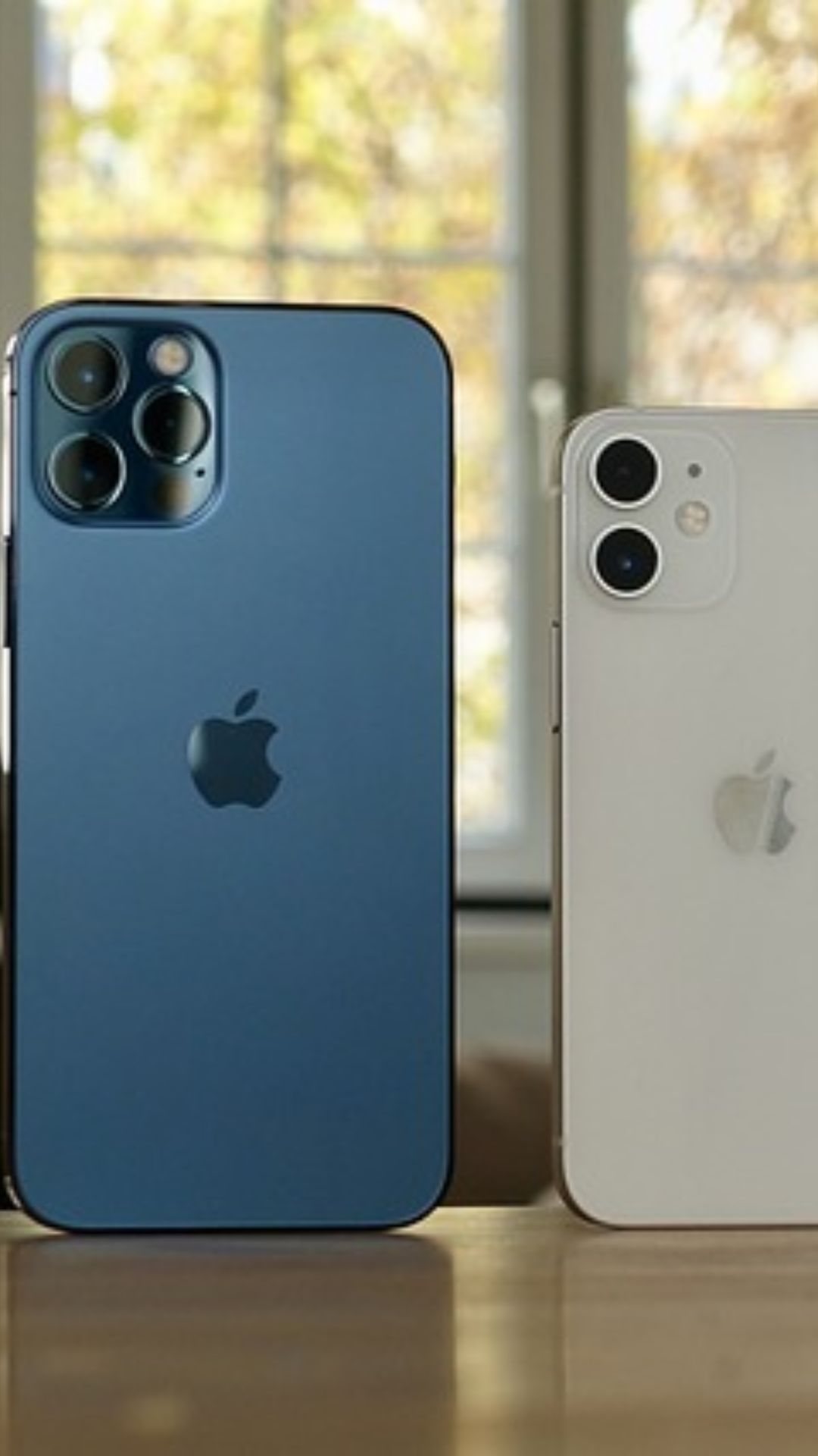 3D गेमिंग टेस्ट में, iPhone 16 Pro Max ने 12 घंटे 4 मिनट का प्रदर्शन किया, जो इसे इस श्रेणी में दूसरे स्थान पर रखता है.