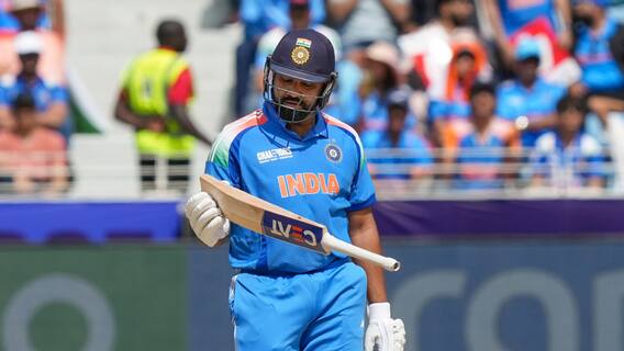 ICC ਟੂਰਨਾਮੈਂਟ ਦੇ Final 'ਚ ਕਿਹੋ ਜਿਹਾ ਰਹਿੰਦਾ Rohit Sharma ਦਾ ਪ੍ਰਦਰਸ਼ਨ ?