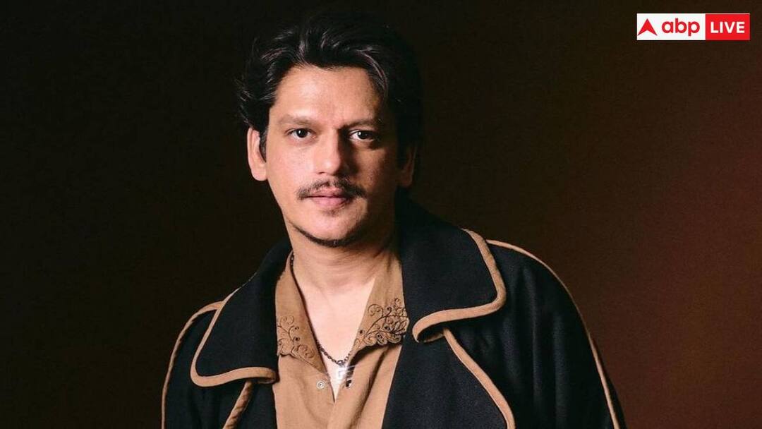 Vijay Varma recently opened up about his experience dealing with vitiligo विजय वर्मा विटिलिगो जैसी गंभीर बीमारी के हैं मरीज, इसमें अचानक से सफेद होने लगता है स्किन