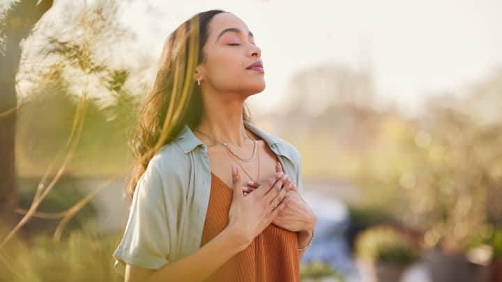 3. Prioritise Mental Well-Being: Practicing mindfulness and meditation by engaging in deep breathing exercises can relax the mind and reduce stress. Journaling is yet another way to creatively evoke emotions and understand one's thoughts clearly. Taking breaks, setting boundaries, and at times getting professional aid, when necessary, are other key elements of self mental care. (Image Source: Canva)