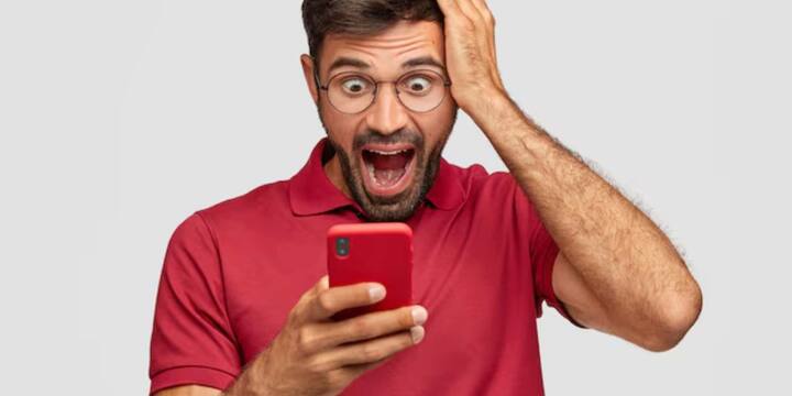 इसके बाद यहां पर उस ऐप का नाम डालें जिसके बारे में आप जानकारी प्राप्त करना चाहते हैं. जैसे अगर आप इंस्टाग्राम के बारे में जानना चाहते हैं तो यहां पर इंस्टाग्राम लिखना होगा.