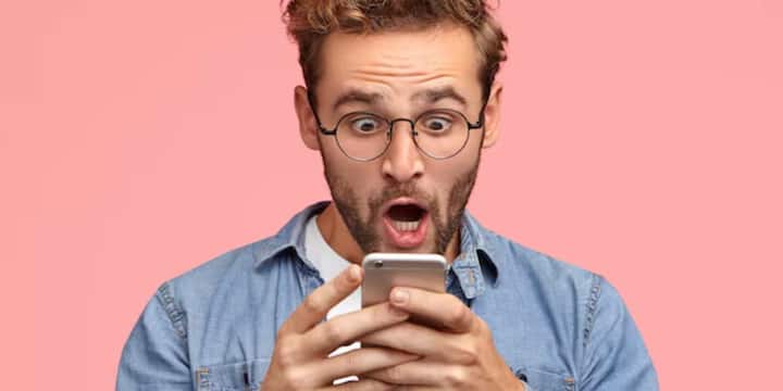 दरअसल, आपको बता दें कि कई बार आपका पार्टनर व्हाट्सऐप (Whatsapp) और इंस्टाग्राम (Instagram) का एक्सेस देने के बाद कुछ ऐप को हाइड कर लेता है. कई बार आपको पता ही नहीं लगता है कि स्मार्टफोन में कई चीजें गुप्त होती हैं जो आपको पता नहीं लगती है.