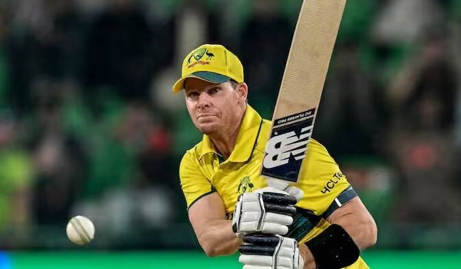 35 વર્ષીય સ્ટીવ સ્મિથે વનડે ક્રિકેટમાંથી નિવૃત્તિ લીધી છે. ચેમ્પિયન્સ ટ્રોફી 2025ની સેમિફાઇનલમાં ઓસ્ટ્રેલિયાના પરાજય બાદ સ્મિથે આ નિર્ણય લીધો છે. સેમિફાઇનલમાં ઓસ્ટ્રેલિયાનો ભારત સામે 4 વિકેટે પરાજય થયો હતો