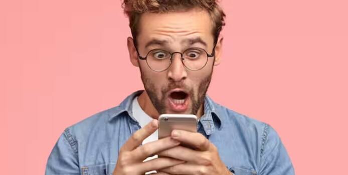 ઘણી વખત તમારા પાર્ટનર તમને WhatsApp અને Instagram ની ઍક્સેસ આપ્યા પછી કેટલીક એપ્સ છુપાવે છે. ઘણી વખત તમને ખ્યાલ નથી હોતો કે સ્માર્ટફોનમાં ઘણી ગુપ્ત બાબતો છે જેના વિશે તમને ખબર નથી હોતી.