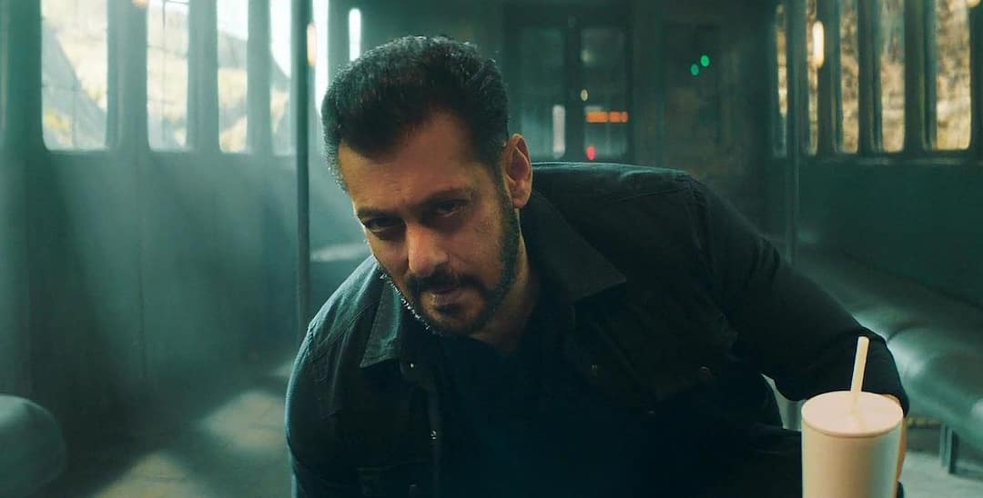 bollywood post controversy actor krk aka kamaal r khan commented on salman khan called him buddha tiger 'બૉલીવુડ કા બુડ્ઢા ટાઇગર' - બૉલીવુડ એક્ટરે જ સલમાન ખાનની મજાક ઉડાવતી પૉસ્ટ શેર કરી...