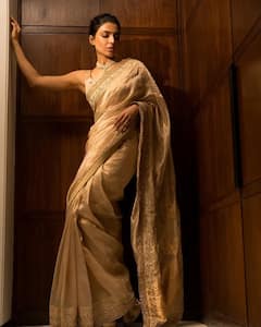 Samantha: கவர்ச்சிக்கு குட்பை; விருது விழாவில் சேலை அழகில் சொக்க வைத்த நடிகை சமந்தாவின் போட்டோஸ்!