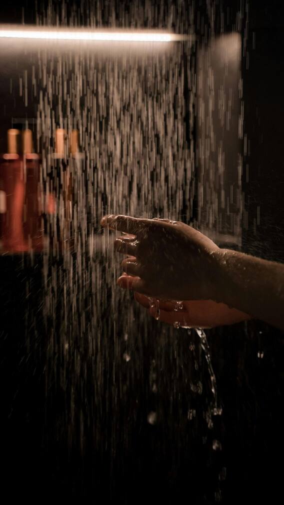 রাতে স্নান করা কেন ভাল?