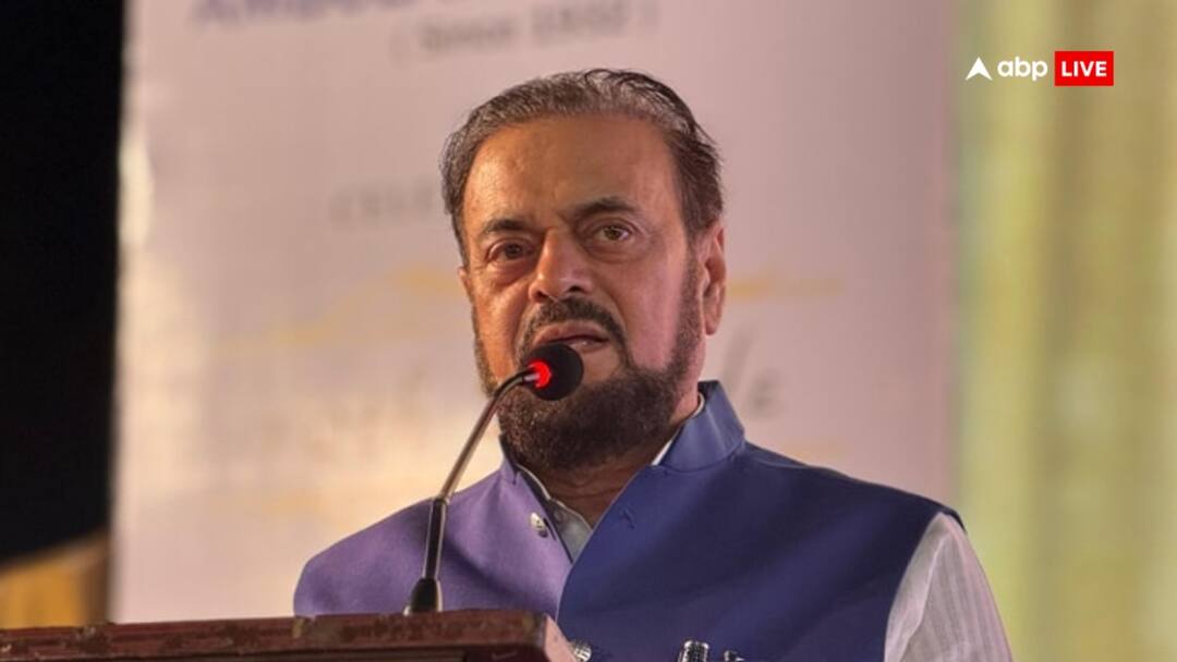 Aurangzeb Row: गिरफ्तारी से बचने के लिए कोर्ट पहुंचे थे अबू आजमी, अब आया ये बड़ा आदेश Abu Azmi Statement on Aurangzeb Mumbai Sessions Court Decision Aurangzeb Row: गिरफ्तारी से बचने के लिए कोर्ट पहुंचे थे अबू आजमी, अब आया ये बड़ा आदेश