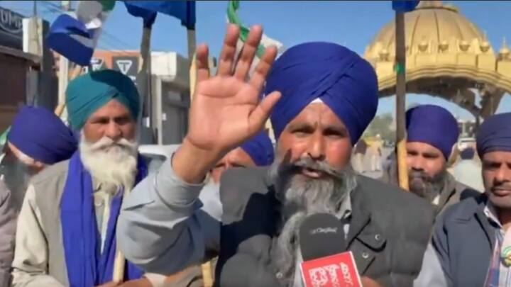 Farmers gather at Golden Gate in Amritsar to protest against the state government.