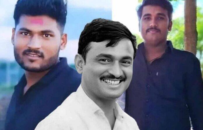 संतोष देशमुखांची हत्या करतानाचे आरोपींचे फोटो समोर आले. माणसाच्या रुपातला हैवान कॅमेऱ्यानं कैद केला आहे. हे सर्व फोटो आणि व्हिडीओ आरोपी महेश केदारच्या फोनमधून जप्त करण्यात आले आहेत.