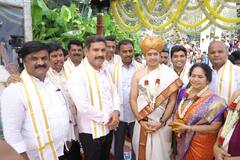 BJP सांसद तेजस्वी सूर्या ने रचाई शादी, जानिए कौन हैं उनकी दुल्हनिया शिवश्री स्कंदप्रसाद ?