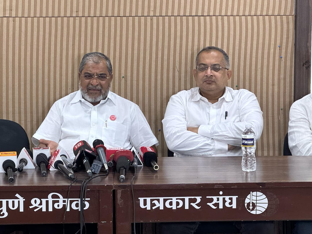 राज्यातील कारागृहात 500 कोटींचा घोटाळा, राजू शेट्टींचा आरोप, अधिकाऱ्यांचाही सहभाग, चौकशी करण्याची मागणी 500 crore scam in state prisons Raju Shetti alleges in Pune Maharashtra marathi news राज्यातील कारागृहात 500 कोटींचा घोटाळा, राजू शेट्टींचा आरोप, अधिकाऱ्यांचाही सहभाग, चौकशी करण्याची मागणी