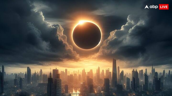 Solar Eclipse 2025: इस साल का पहला सूर्यग्रहण 29 मार्च को लगेगा, जिसे लेकर लोगों के मन में कई तरह के सवाल हैं. जिन्हें जानने के लिए वो गूगल का सहारा ले रहे हैं.