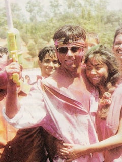 Holi 2025: शाहरुख खान से सलमान खान तक, बॉलीवुड के इन मुस्लिम स्टार को खूब पसंद है होली का हुडदंग, धूमधाम से मनाते हैं त्योहार