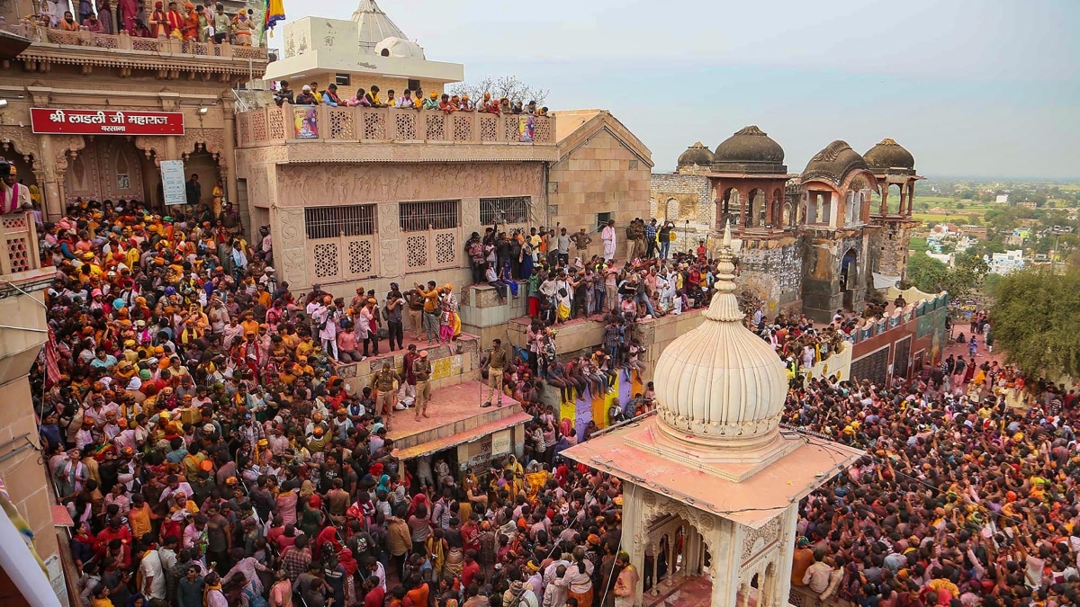 बरसाना की लड्डू मार होली में शामिल होंगे सीएम योगी, पुलिस-प्रशासन ने की खास तैयारी