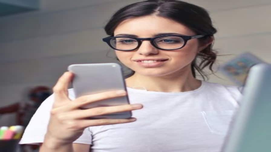 cheapest bsnl plans under 500 which offer long validity આ છે BSNLના 500 રૂપિયાથી સસ્તા ત્રણ રિચાર્જ પ્લાન, મળે છે 150 દિવસ સુધીની વેલિડિટી