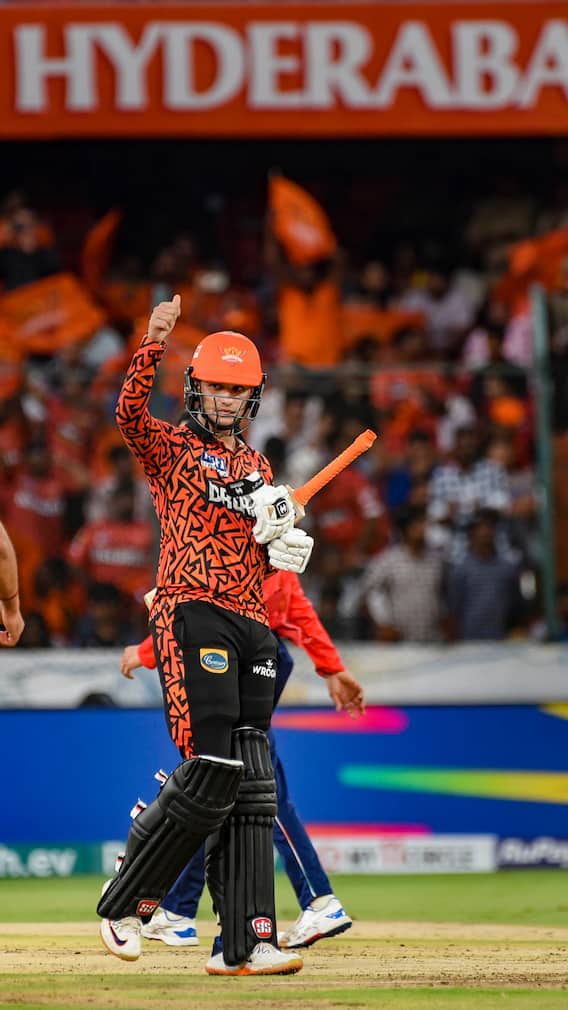 IPL 2025 से पहले अभिषेक शर्मा का विस्फोटक अंदाज, जड़ दिए 12 छक्के