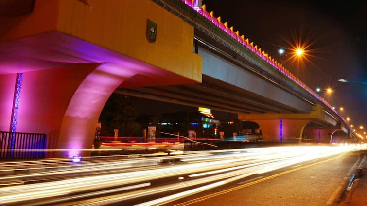 Bengaluru Electronics City Flyover Shut Overnight Traffic Restrictions Imposed Hosur Krishnagiri Details