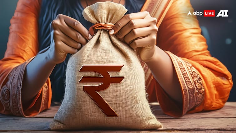 Fixed Deposit Interest Rate slashed down by these Banks as RBI Cuts Repo Rate Know Latest FD Rates Fixed Deposit: ফিক্সড ডিপোজিটের সুদের হার কমাল এই ২ ব্যাঙ্ক; এখন FD করালে কোন ব্যাঙ্কে কত সুদ পাবেন ?