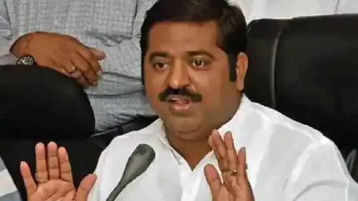 विदेश मंत्री एस. जयशंकर के पीओके को लेकर दिए बयान का भाजपा नेता राम कदम ने समर्थन किया है.भाजपा नेता राम कदम ने न्यूज एजेंसी आईएएनएस से बात करते हुए कहा, पीओके भारत का हिस्सा है और उसे कैसे नकार सकते हैं. इस मुद्दे को लेकर देश के लोगों के मन में जो चल रहा है, एक न एक दिन उनकी इच्छा पूरी होगी.