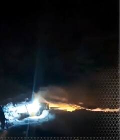 Jammu Kashmir Snowfall: कुपवाड़ा रोड पर बर्फ हटाने का काम जारी | ABP Shorts