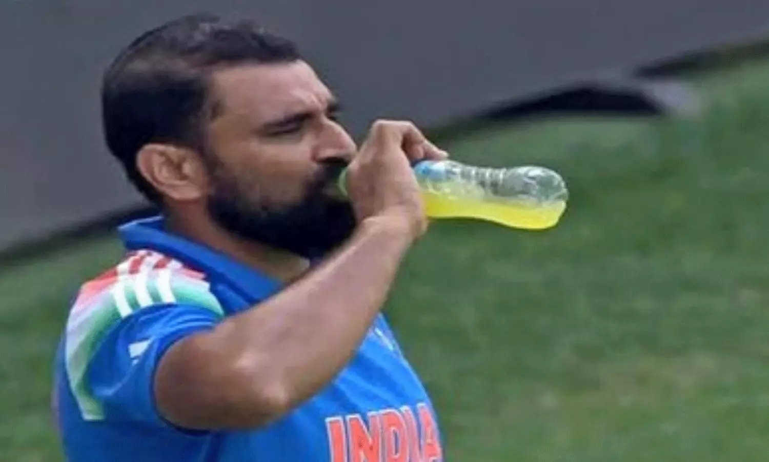 Shami controversy:  షమీ మంచి నీళ్లు తాగడం నేరం కాదు -  క్రికెటర్‌కు బాసటగా ముస్లిం మత పెద్దలు