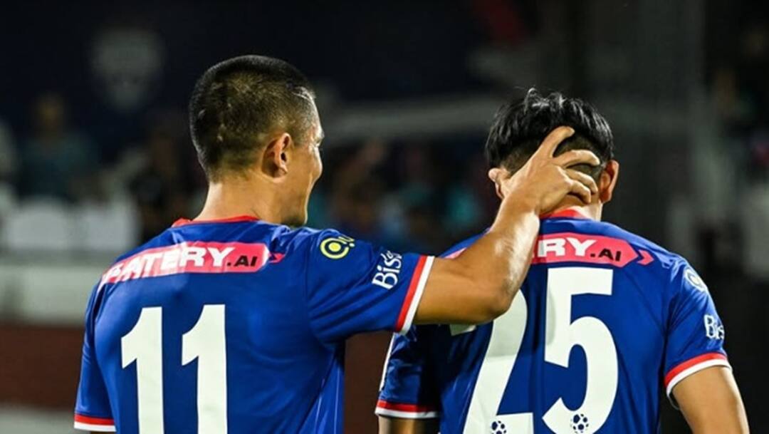 Sunil Chhetri Returns from Retirement for India vs Bangladesh Match આ દિગ્ગજ ખેલાડીએ નિવૃતિ પાછી ખેંચી લીધી, ટીમ ઇન્ડિયા માટે ફરી મેદાનમાં ઉતરશે