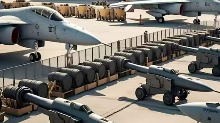 दुनिया में जारी सारे युद्ध में से एक रुस-यूक्रेन युद्ध समाप्त हो सकता है, क्योंकि दोनों तरफ की सेनाएं थक चुकी है और अब उन देशों के पास सैनिकों को देने के लिए भी धन नहीं है.