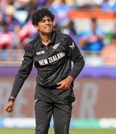 Champions Trophy : डेव्हिड मिलरचा षटकार, दोन प्रेक्षक बॉल घेऊन लाहोर स्टेडियममधून पळाले, पाकिस्तानची नाचक्की!