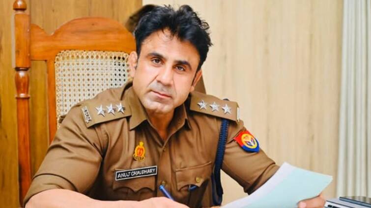 Sambhal CO Anuj Chaudhary Said Jumma comes 52 times in a year Holi comes once a year 'जुमा साल में 52 बार, होली एक बार', संभल CO अनुज चौधरी ने मुस्लिम समुदाय को दी ये सख्त हिदायत