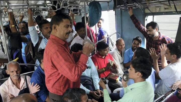 আপনি রিজার্ভেশনেও যেতে পারেন ট্রেনে, কিংবা অসংরক্ষিত জেনারেল কামরাতেও ভ্রমণ করতে পারেন। তবে অনেক সময় ট্রেন লেটের কারণে টিকিট ক্যান্সেল করাতে হয় যাত্রীর।