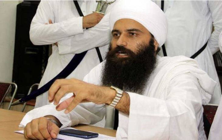 Jathedar Baljit Singh Daduwal reaction SGPC Issue Sikh News: ਸੁਖਬੀਰ ਤੋਂ ਬਰਦਾਸ਼ਤ ਨਹੀਂ ਹੋਇਆ ਪਿਓ ਤੋਂ ਵਾਪਿਸ ਲਿਆ ਗਿਆ ਫਖ਼ਰ-ਏ-ਕੌਮ ਦਾ ਸਨਮਾਨ ਤਾਂ ਹੀ ਬਦਲੇ ਗਏ ਜਥੇਦਾਰ-ਦਾਦੂਵਾਲ