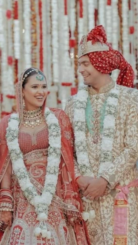 क्या काम करते हैं कुमार विश्वास के दामाद पवित्र खंडेलवाल?