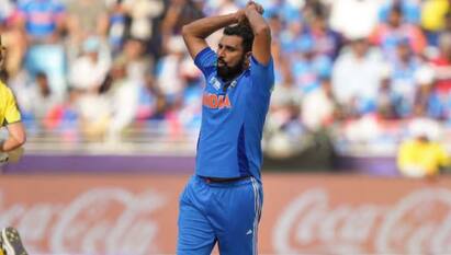 Champions Trophy 2025 IND vs NZ Final: ਮੁਹੰਮਦ ਸ਼ਮੀ ਬਾਰੇ ਇੱਕ ਹੈਰਾਨ ਕਰਨ ਵਾਲਾ ਖੁਲਾਸਾ ਹੋਇਆ ਹੈ। ਸ਼ਮੀ ਇੱਕ ਸਮੇਂ ਖੁਦਕੁਸ਼ੀ ਕਰਨਾ ਚਾਹੁੰਦਾ ਸੀ। ਉਸਦੇ ਕਰੀਬੀ ਦੋਸਤ ਨੇ ਇਹ ਖੁਲਾਸਾ ਕੀਤਾ ਹੈ।