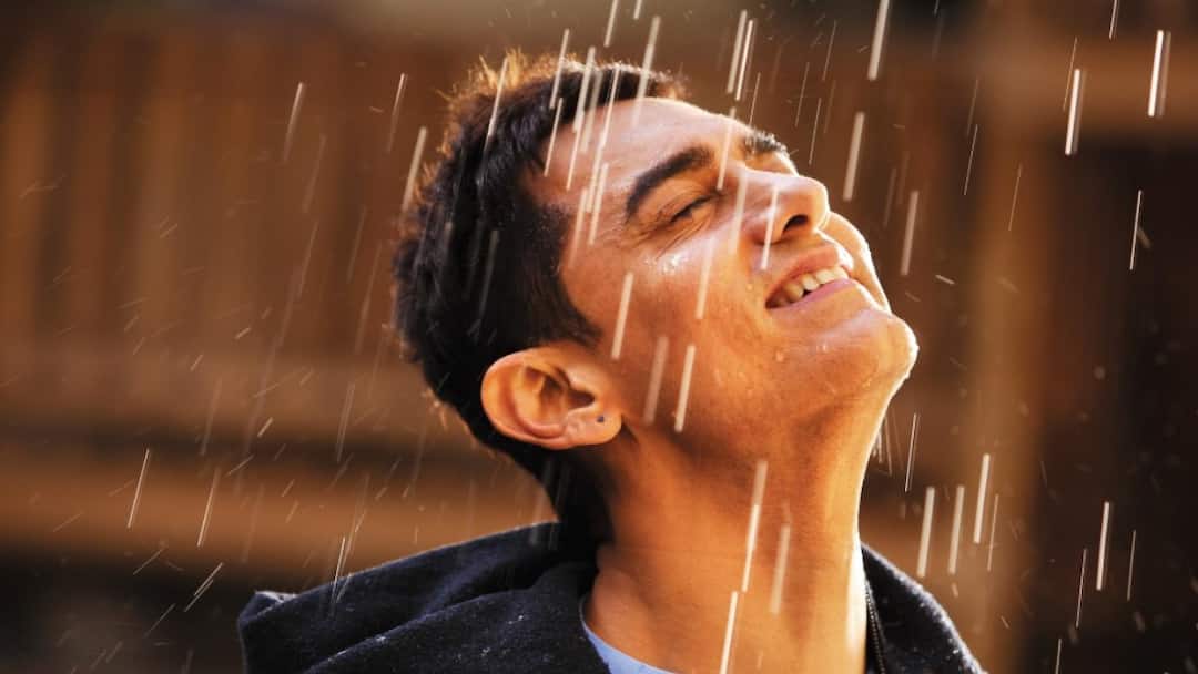 Amir Khan: যোগ নেই বলিউডের সঙ্গে, প্রকাশ হয়ে গেল আমিরের নতুন প্রেমিকার নাম, পরিচয়! Amir Khan Girl Friend Name Gauri no relation with Bollywood Entertainment News Amir Khan: যোগ নেই বলিউডের সঙ্গে, প্রকাশ হয়ে গেল আমিরের নতুন প্রেমিকার নাম, পরিচয়!