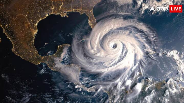 ऑस्ट्रेलिया के मौसम विज्ञान ब्यूरो ने बताया कि इस साइक्लोन की वजह से समुद्र में ऊंची लहरें उठ रही हैं. गोल्ड कोस्ट पर 12.3 मीटर ऊंची रिकॉर्ड लहर देखी गई जिससे तटीय इलाकों में खतरा और बढ़ गया है.