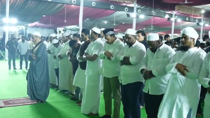 விஜய் உடன், புஸ்ஸி ஆனந்த், ஆதவ் ஆர்ஜூனா உள்ளிட்ட கட்சி நிர்வாகிகளும் பங்கேற்பு