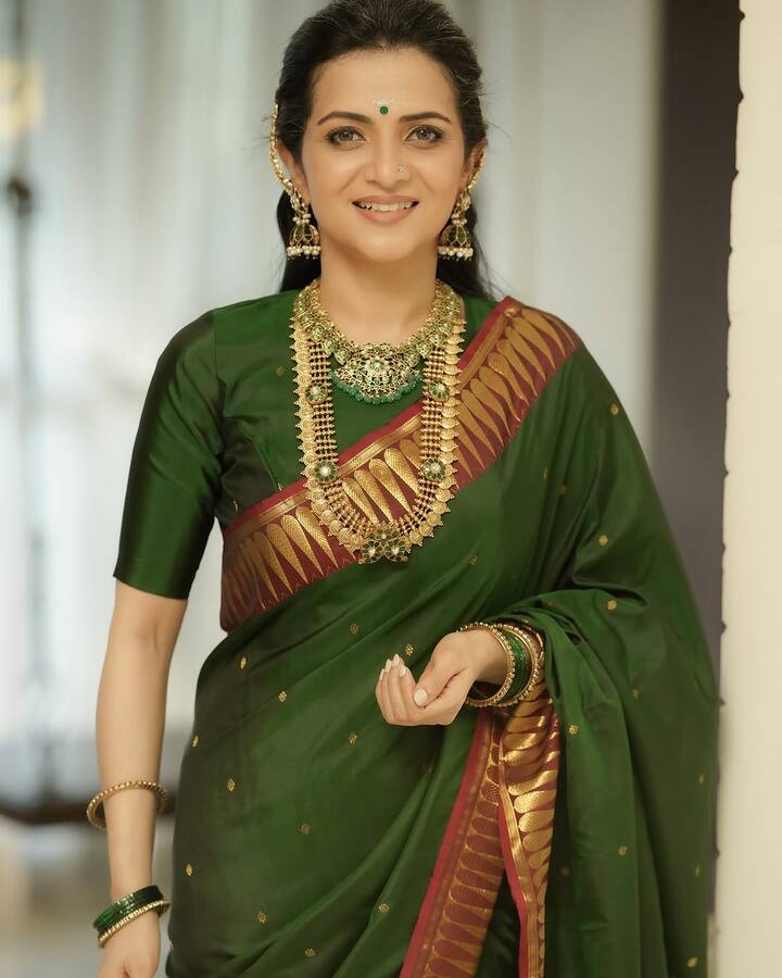 இந்த படத்தின் பூஜைக்காகவே 1 கோடி ரூபாய் செலவில் செட் அமைத்திருந்தார் தயாரிப்பாளர் ஐசரி கணேஷ்.
